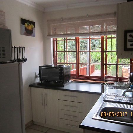 Twilight Cottage เพลตเตนเบิร์กเบย์ ภายนอก รูปภาพ