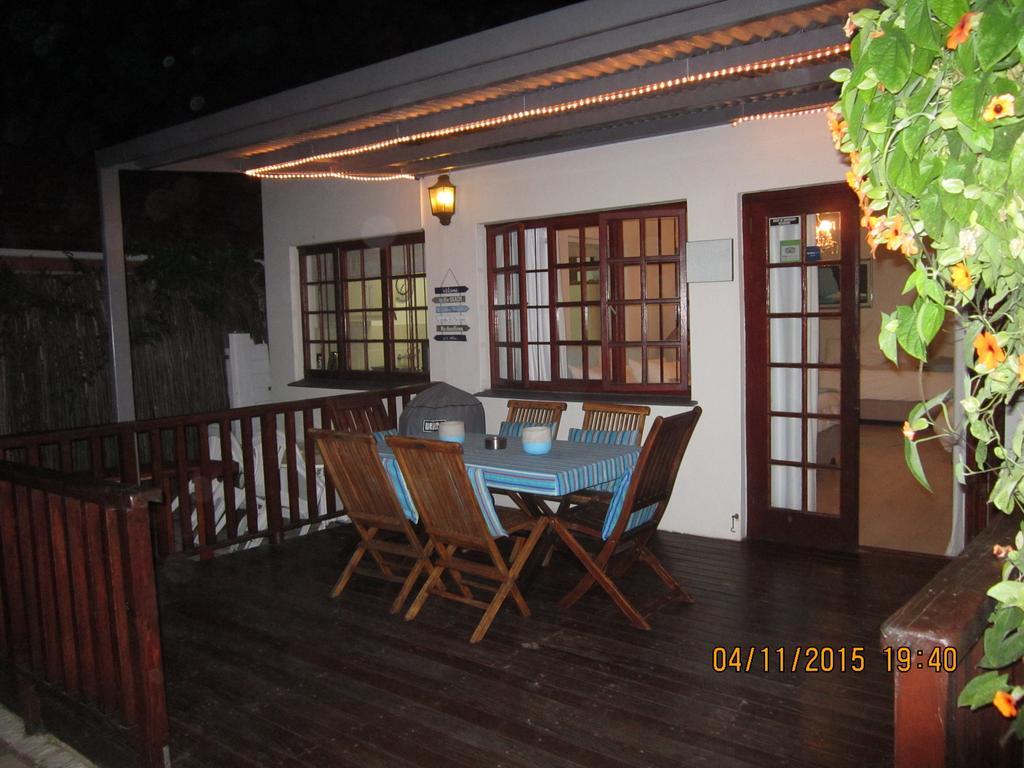 Twilight Cottage เพลตเตนเบิร์กเบย์ ภายนอก รูปภาพ
