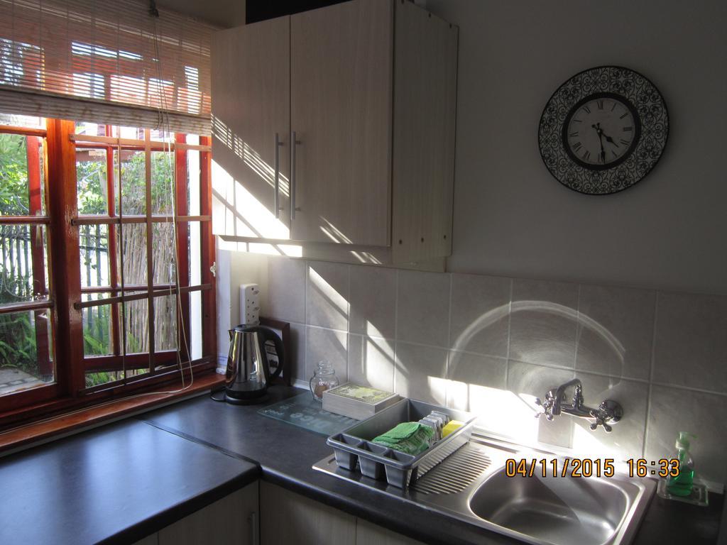 Twilight Cottage เพลตเตนเบิร์กเบย์ ภายนอก รูปภาพ