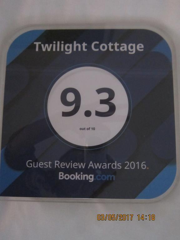 Twilight Cottage เพลตเตนเบิร์กเบย์ ภายนอก รูปภาพ