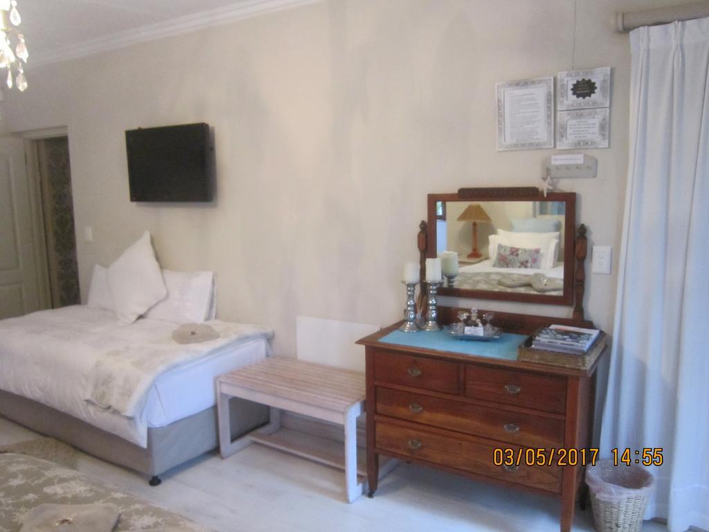 Twilight Cottage เพลตเตนเบิร์กเบย์ ภายนอก รูปภาพ