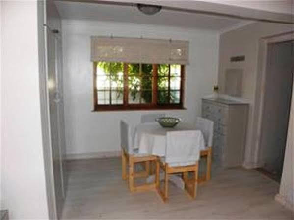 Twilight Cottage เพลตเตนเบิร์กเบย์ ภายนอก รูปภาพ